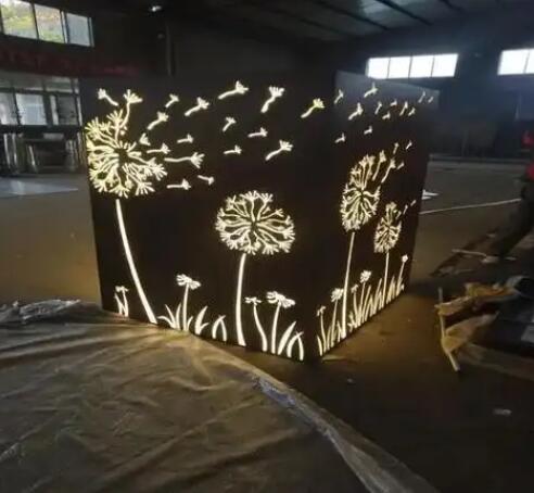 柳北耐候钢灯箱